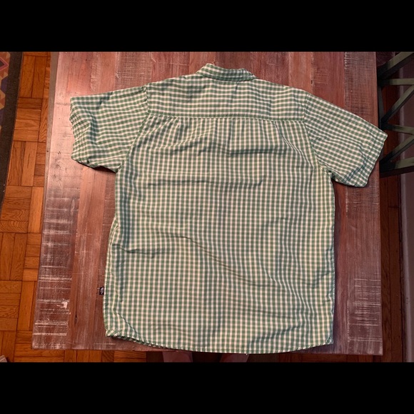 The North Face Men’s Short Sleeved Shirt L Green - Picture 5 of 8